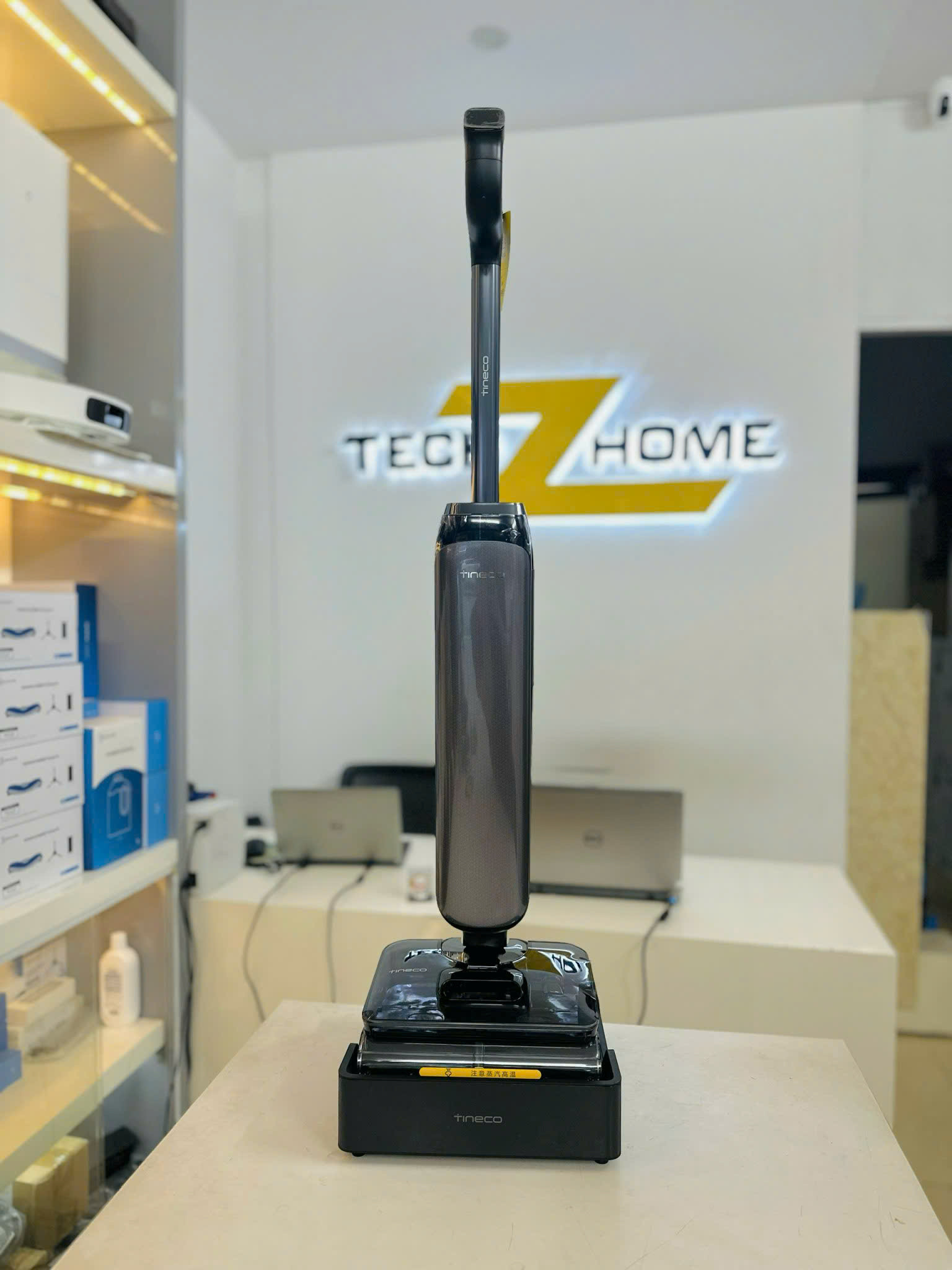 Mua Tineco Artist 70 tại Techzhome