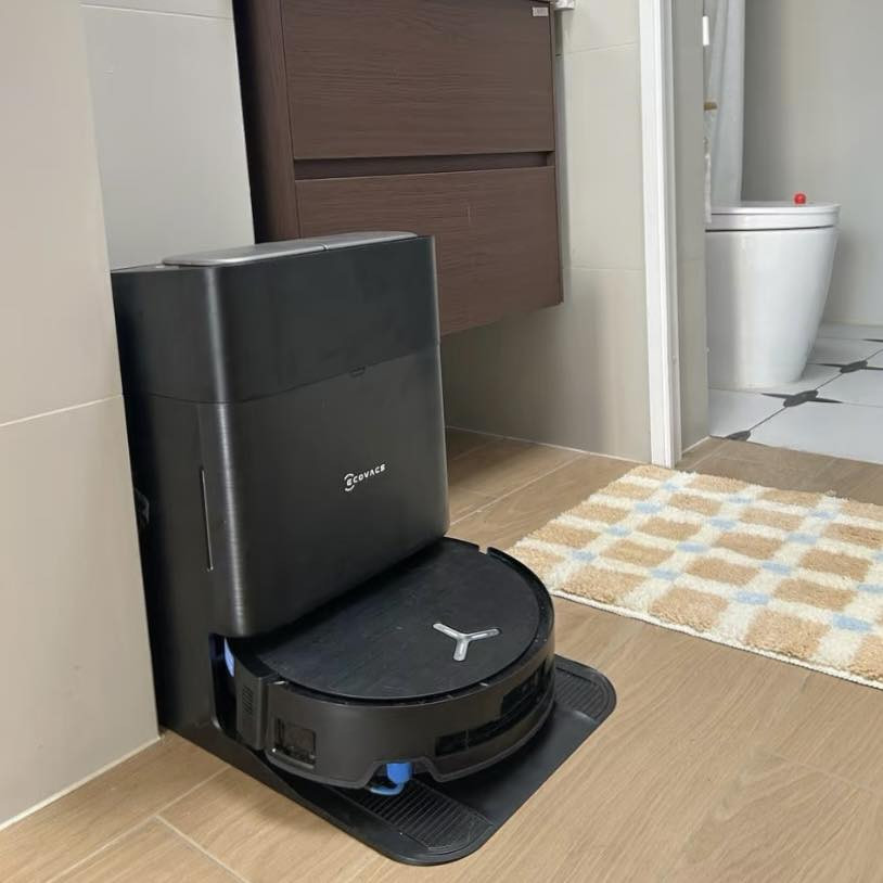 So sánh nhanh robot hút bụi con lăn Ecovacs X8 và X9 Pro Omni mới ra mắt