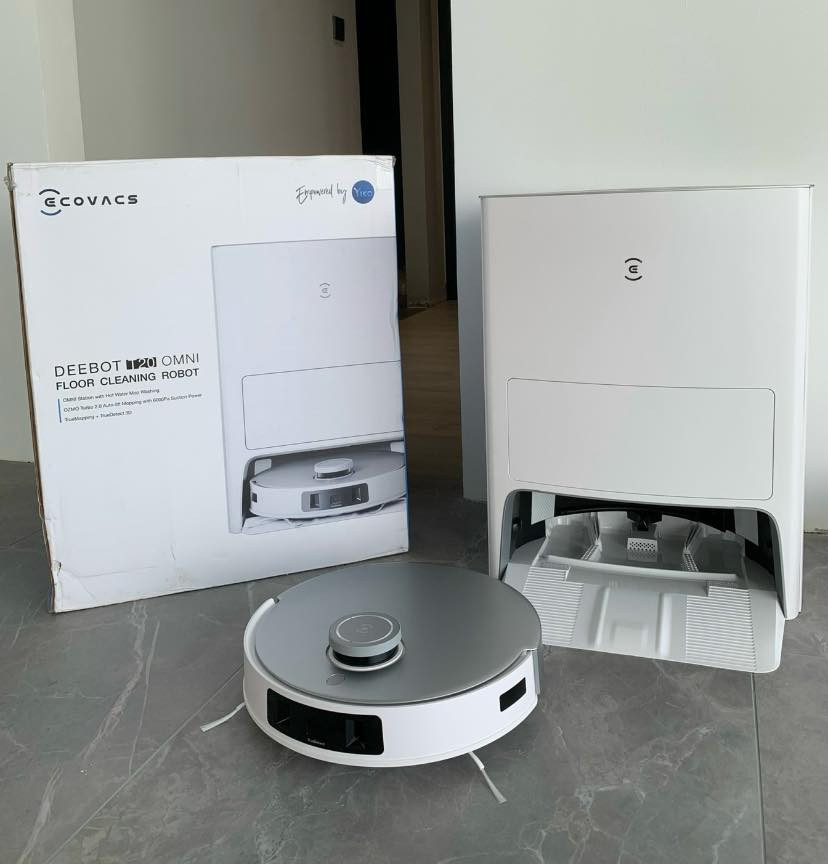 Robot hút bụi thích hợp làm quà tặng tết - Ecovacs T20 Omni