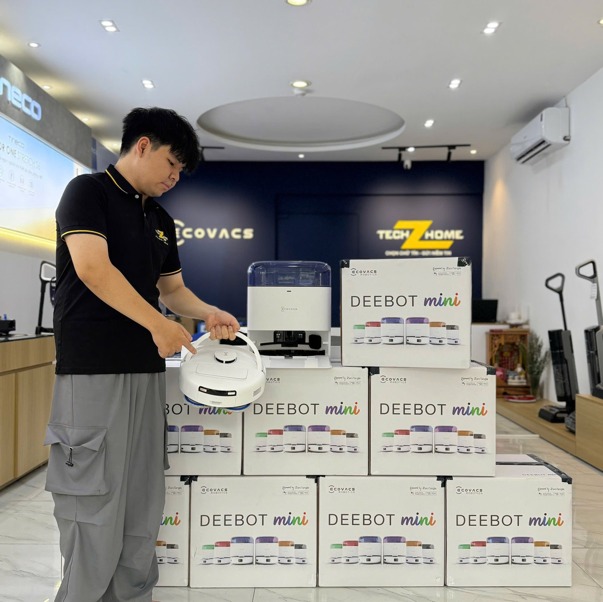 Ảnh thực tế Deebot Mini tại Techzhome