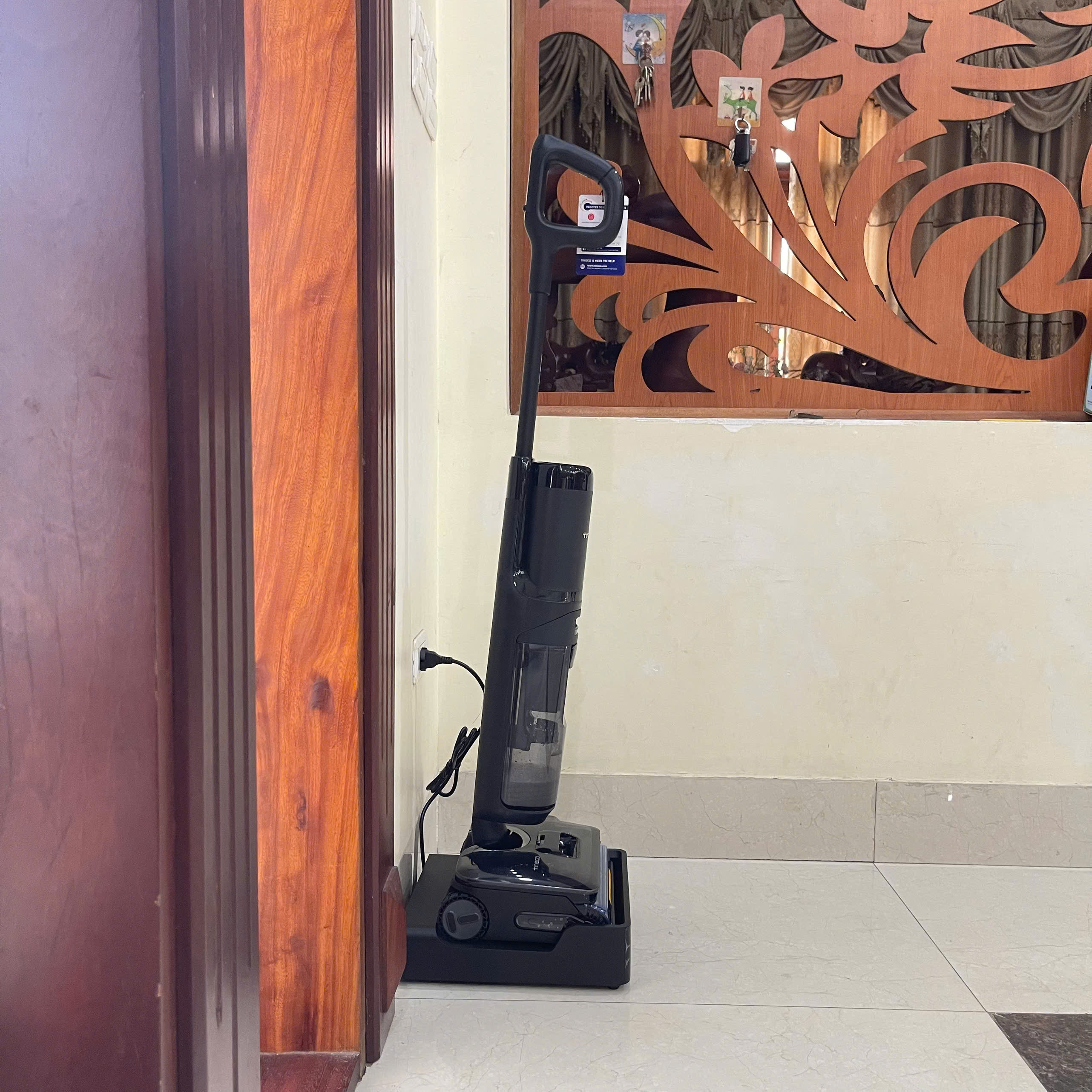 Máy lau sàn hơi nước nóng 140 độ Tineco S7 STretch STeam